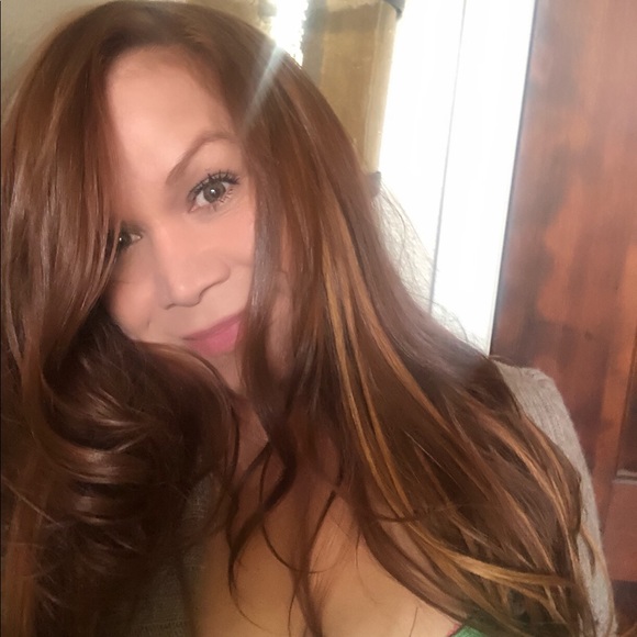 Meet your Posher, Cynthia - Picture 5 of 7